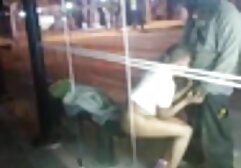 Xinh đẹp, tóc vàng, trong một câu lạc bộ đóng cửa phim sex mẹ nhật bản